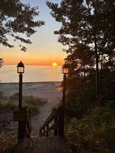 Angola on the Lake 4BR Beach House